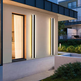 Black Linear Metal Outdoor Wall Lamp - Clowas