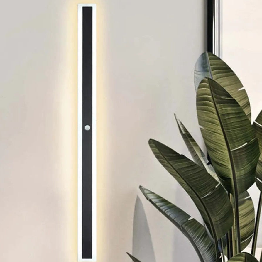 Black Minimalist Edge Radiation Linear LED Outdoor Wall Light