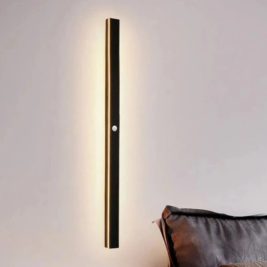Black Minimalist Edge Radiation Linear LED Outdoor Wall Light