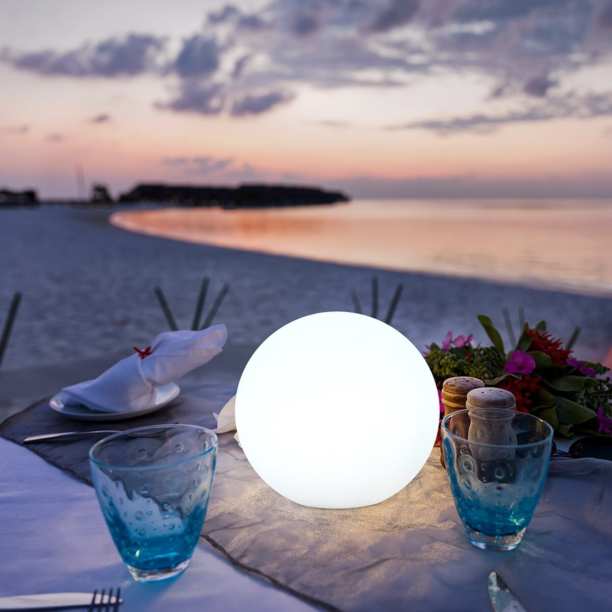 Lunar Led Indoor And Outdoor Table Light