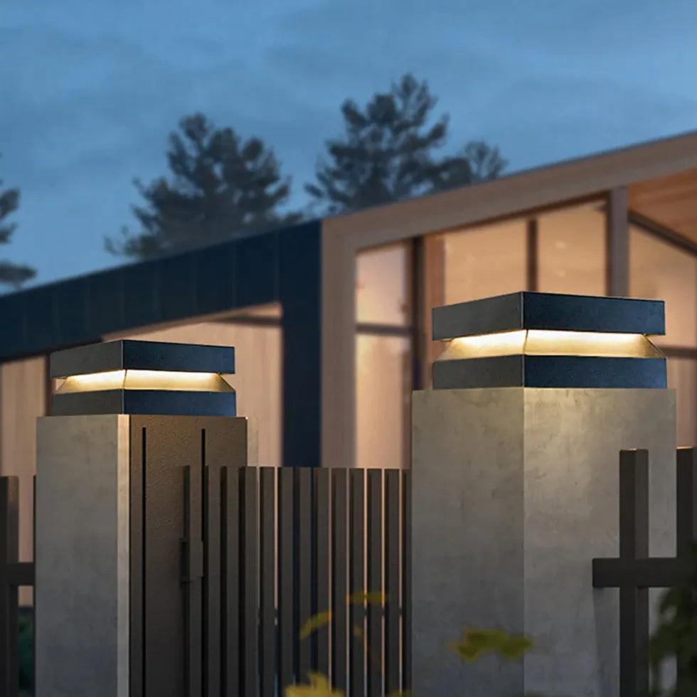 Black Solar Outdoor Column Headlight for Entrance