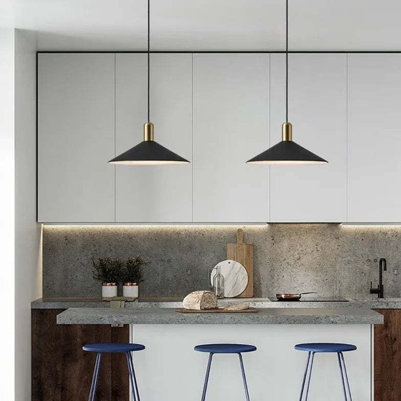 Cone-Shaped Iron Vintage Industrial Kitchen Pendant Light