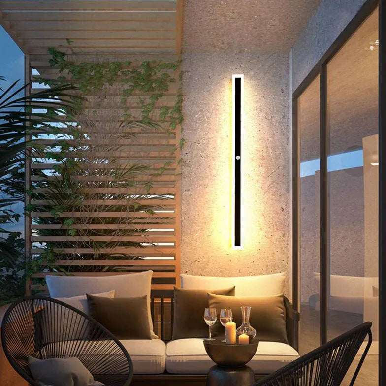 Black Linear LED Outdoor Wall Light