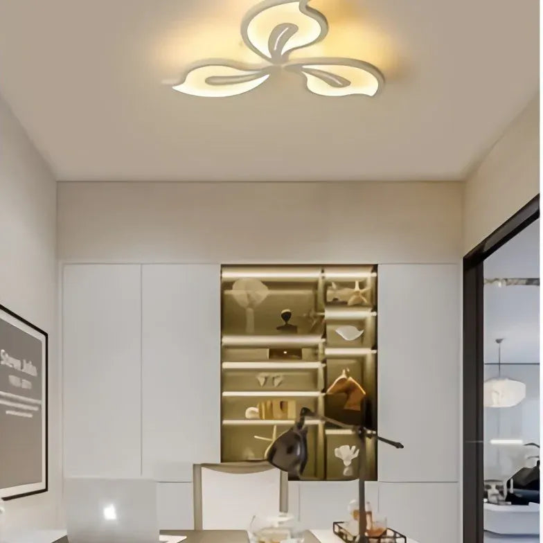 Petal-Shaped Modern Living Room Ceiling Light