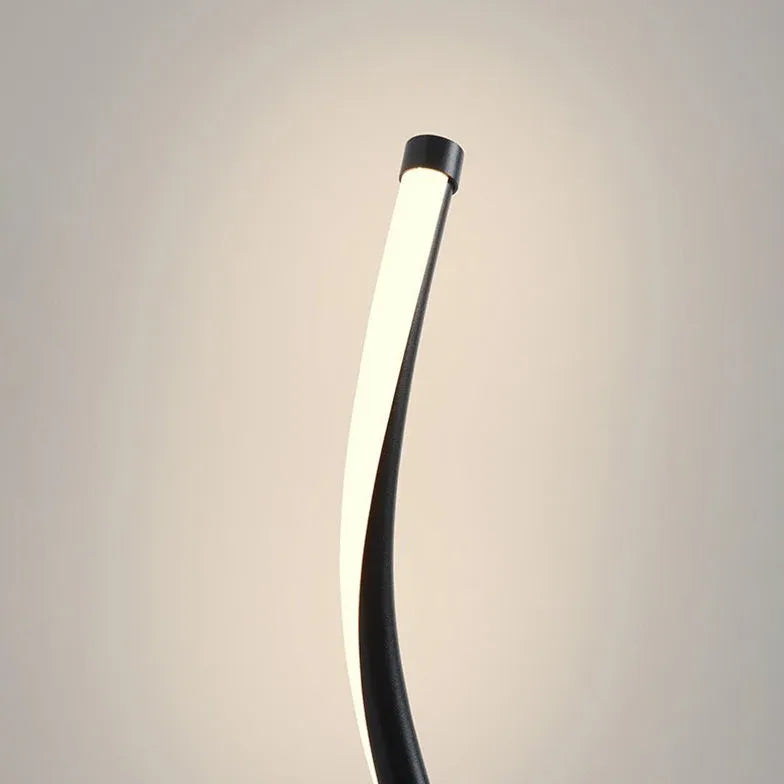 Black and White Linear LED Floor Lamp