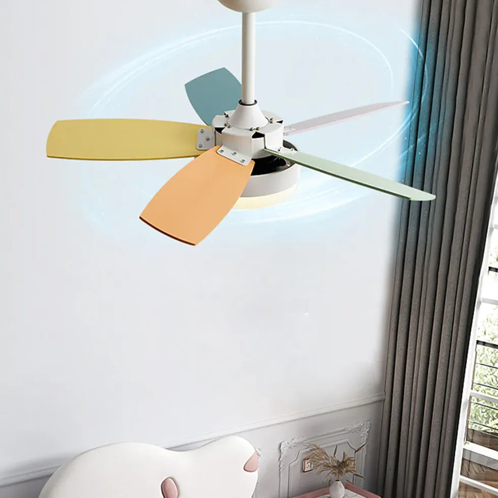 Integrated Lighting Modern Ceiling Fan With Light