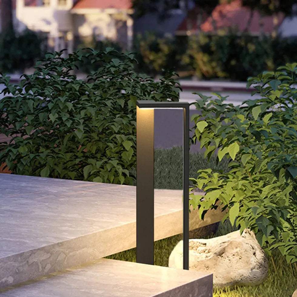 Minimalist LED Garden Bollard Lights