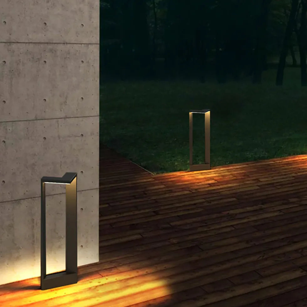 Minimalist LED Garden Bollard Lights