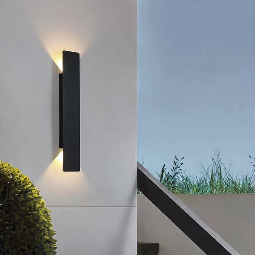 Modern LED Outdoor Up Down Wall Light for Porch