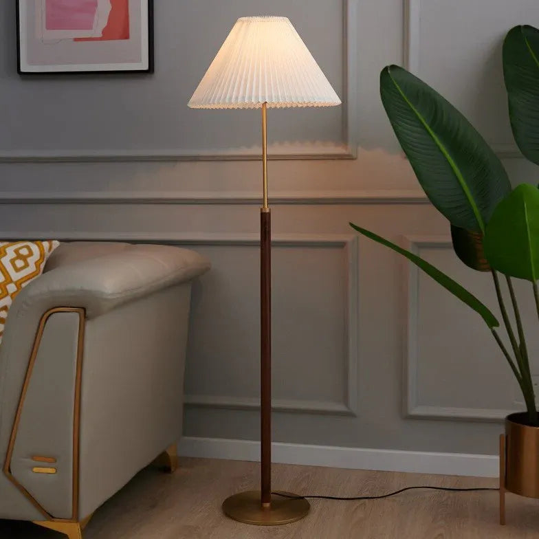 Cone-Shaped Vintage Table Lamp with Wooden Pole