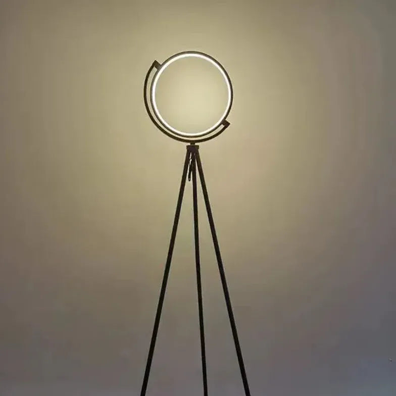 Minimalist Ring Tripod Floor Lamp