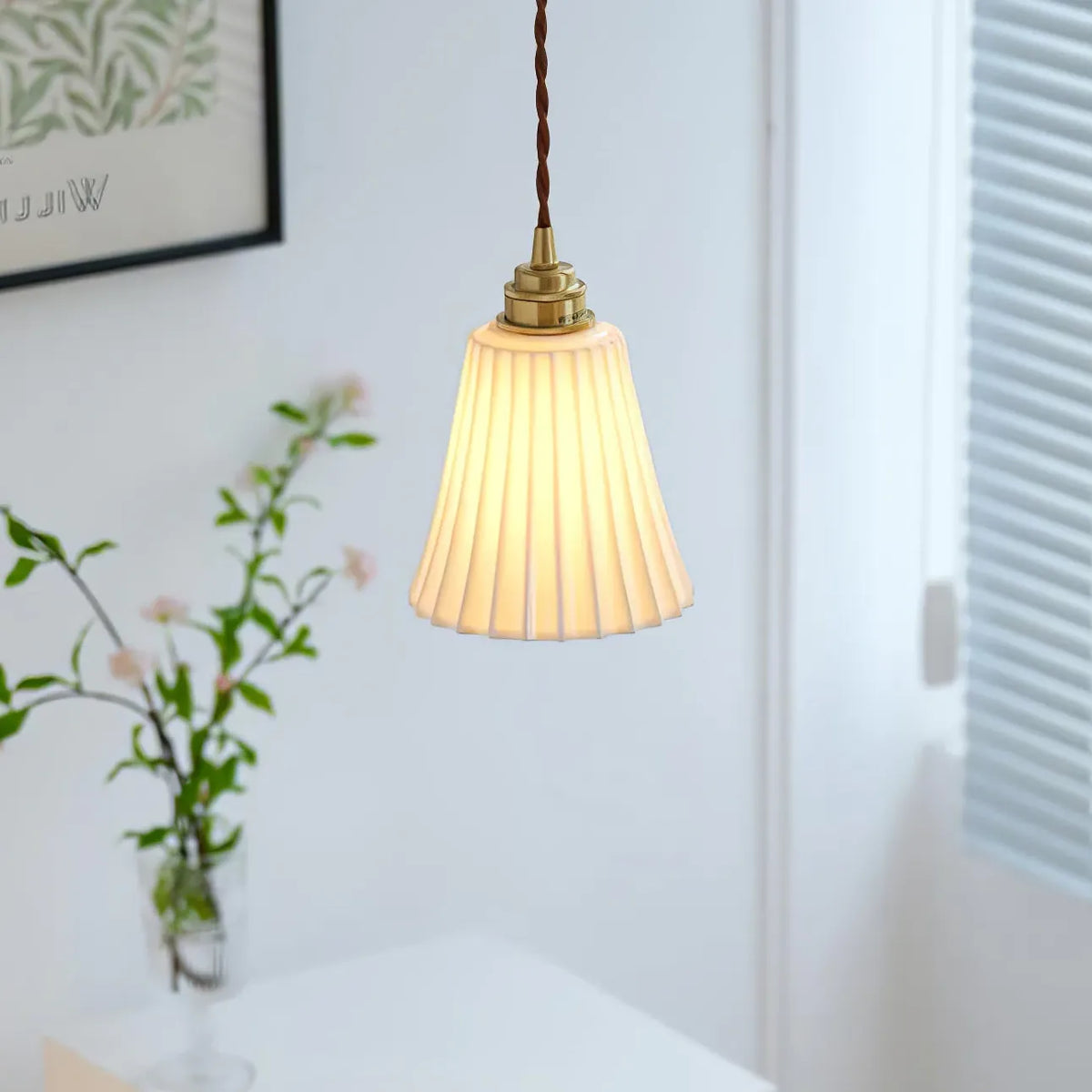 White Minimalist Vintage Single-Head Pendant Light