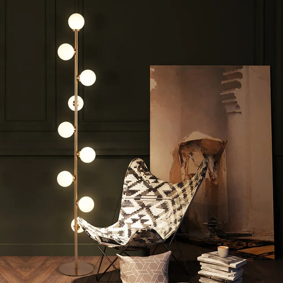 Multi-White Sphere Upright Modern Floor Lamp