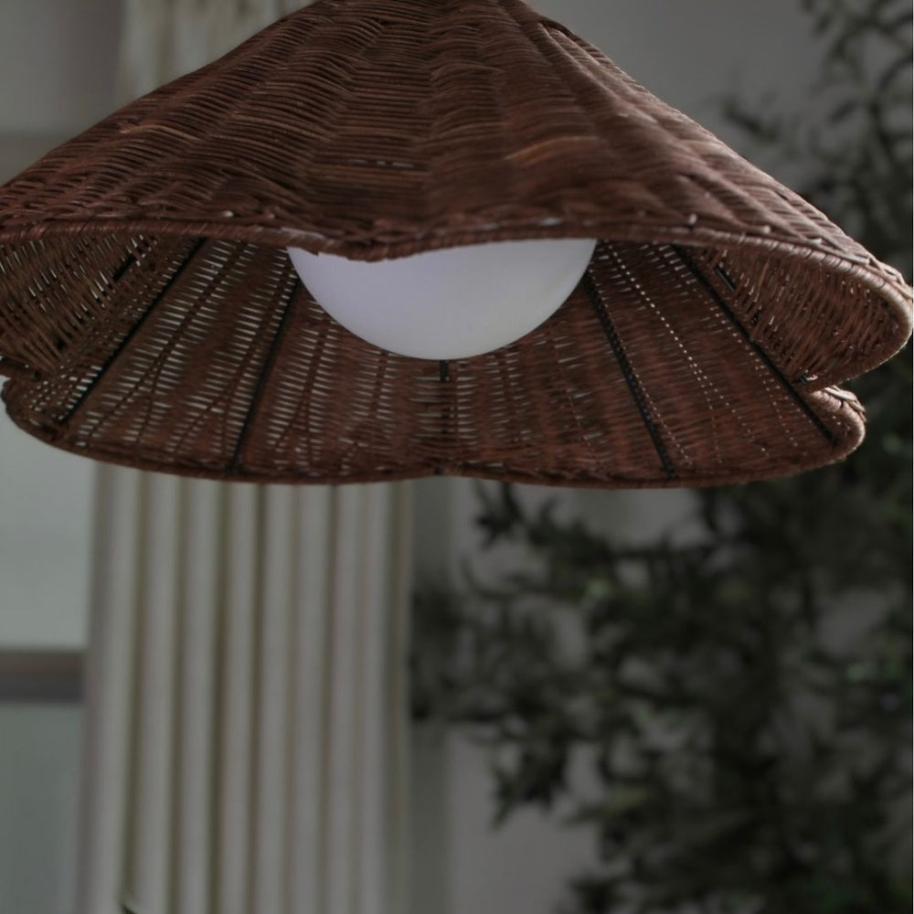 Vintage Scalloped Flower Woven Rattan Pendant Light For Living Room