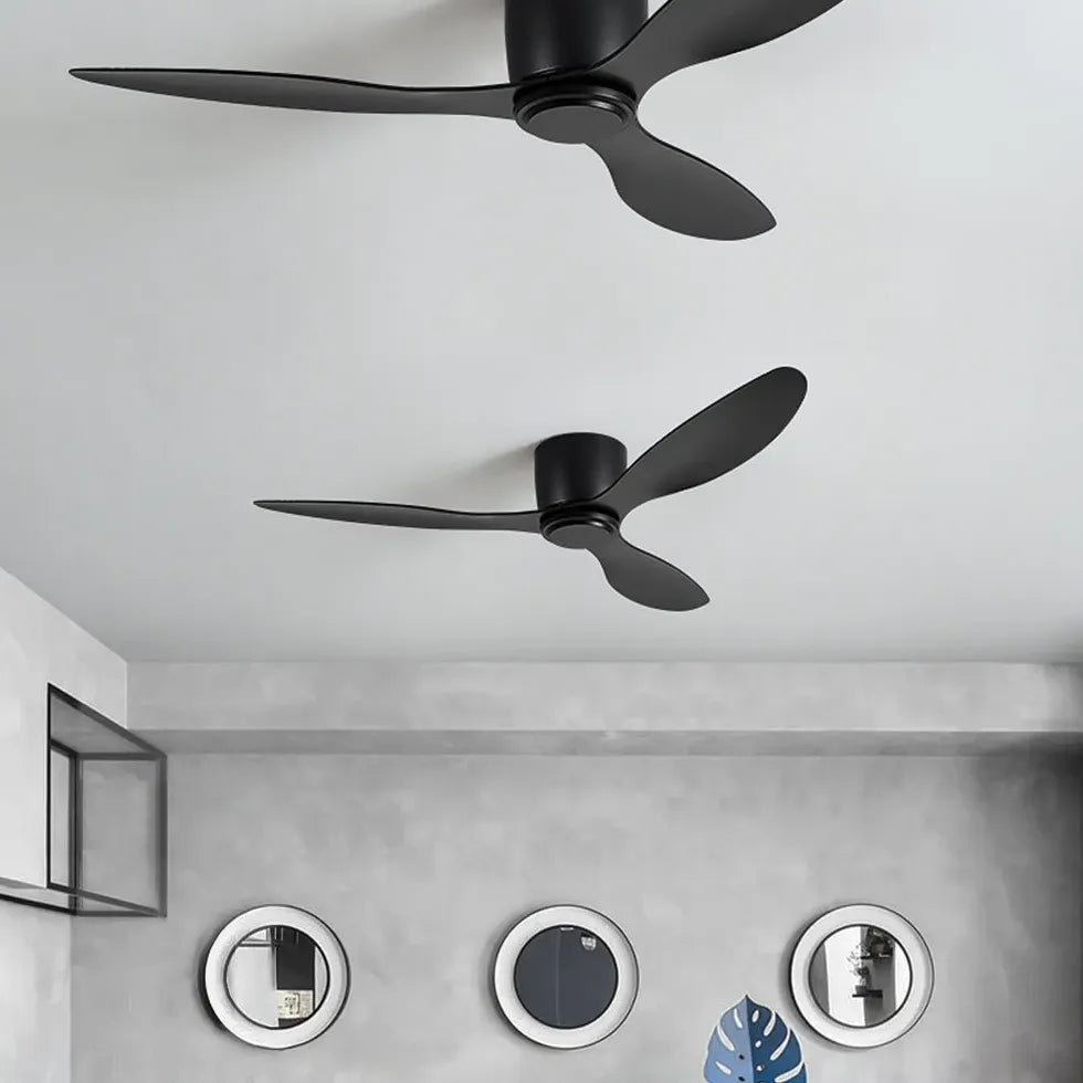 Three-Blade Streamlined Ceiling Fan with Light