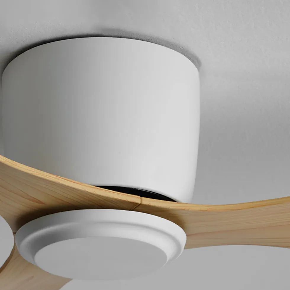 Three-Blade Streamlined Ceiling Fan with Light